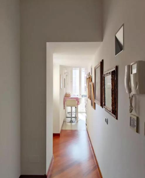 Stanza Nr 2 In Zona Solari In Appartamento Incantevole Milano Exterior foto